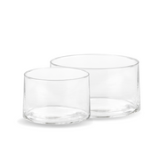 tazones de vidrio elixir en fondo blanco