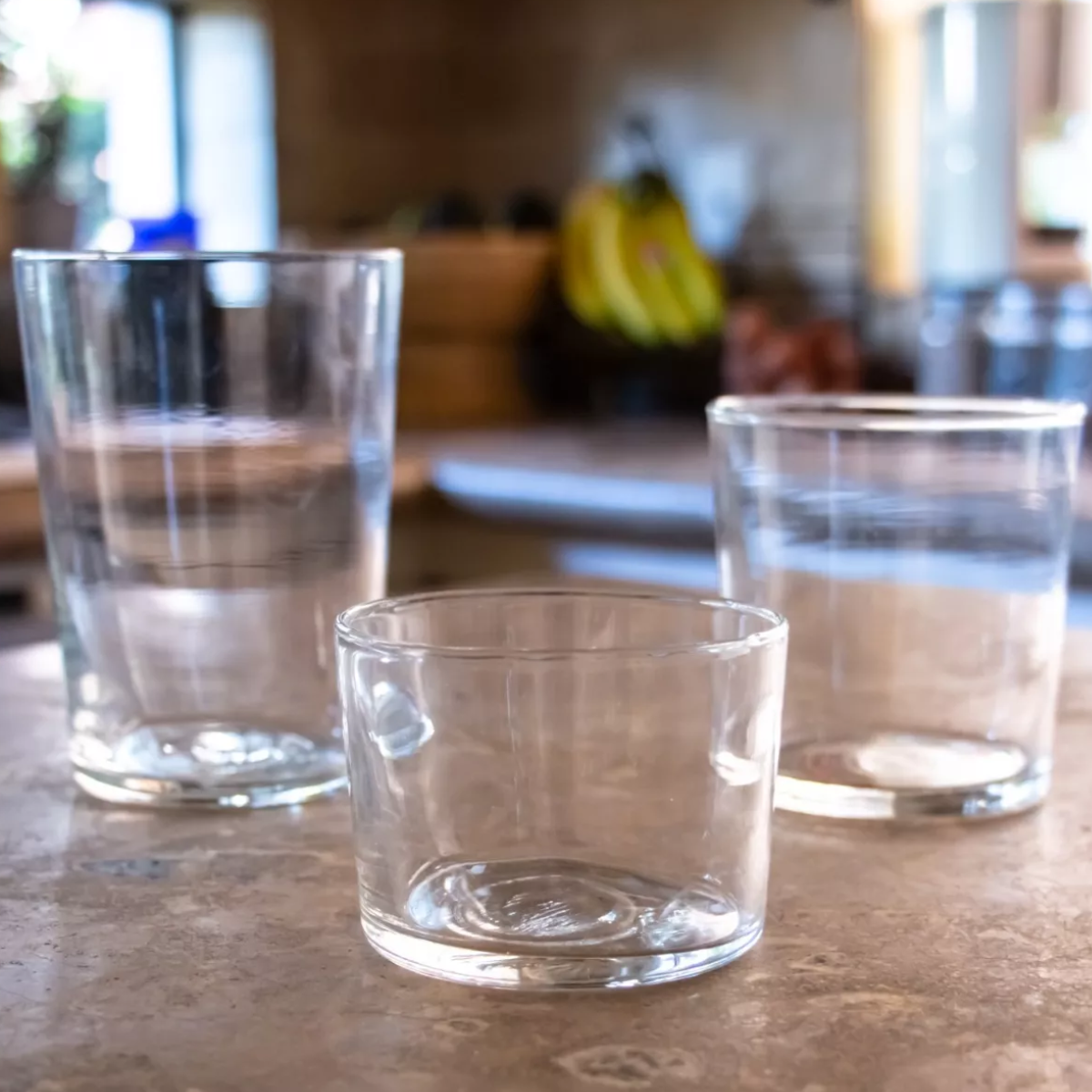 Taska -  Juego de 12 Vasos de Vidrio