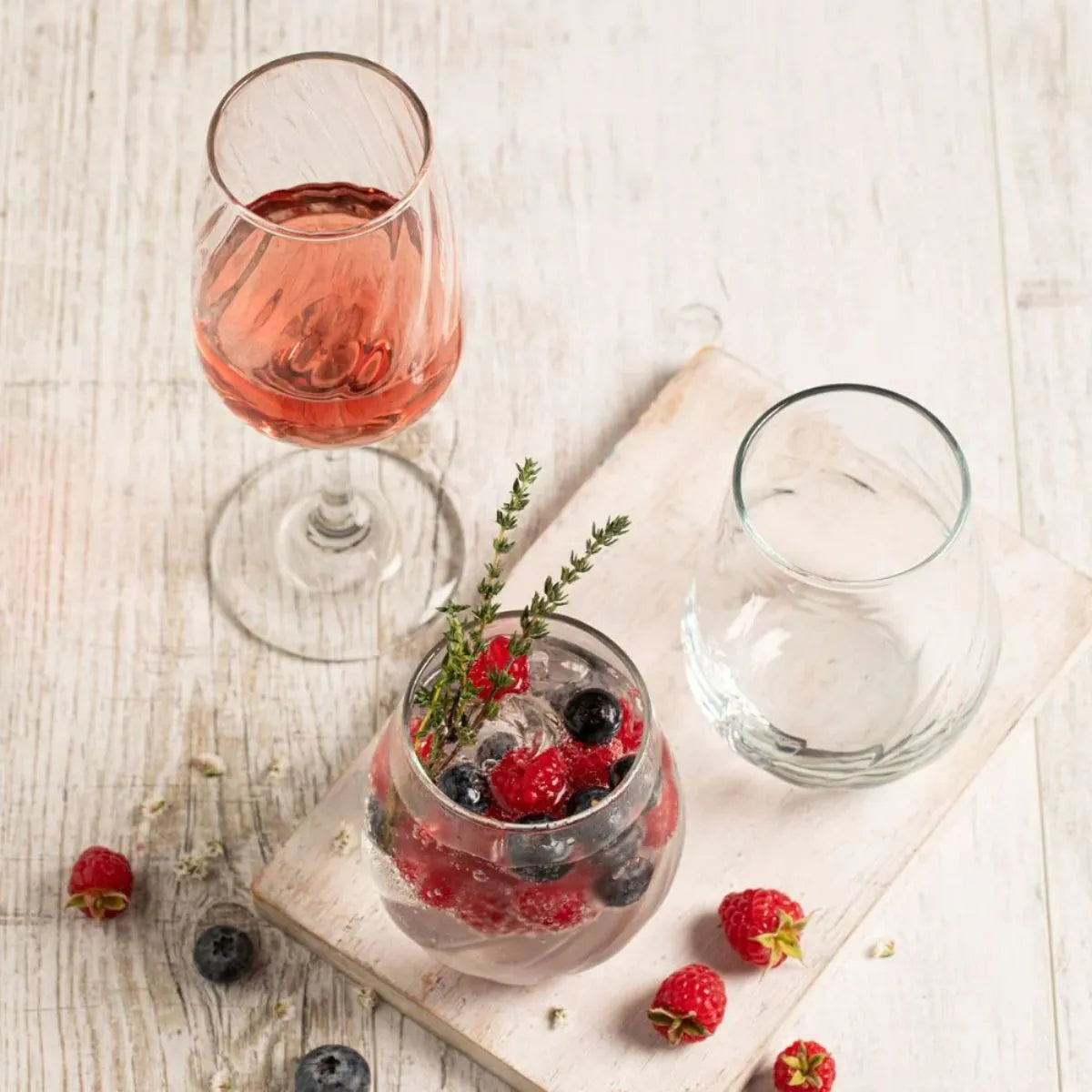 Lombardia - Copas Vino y Vasos de Vidrio - Moderno y Elegante