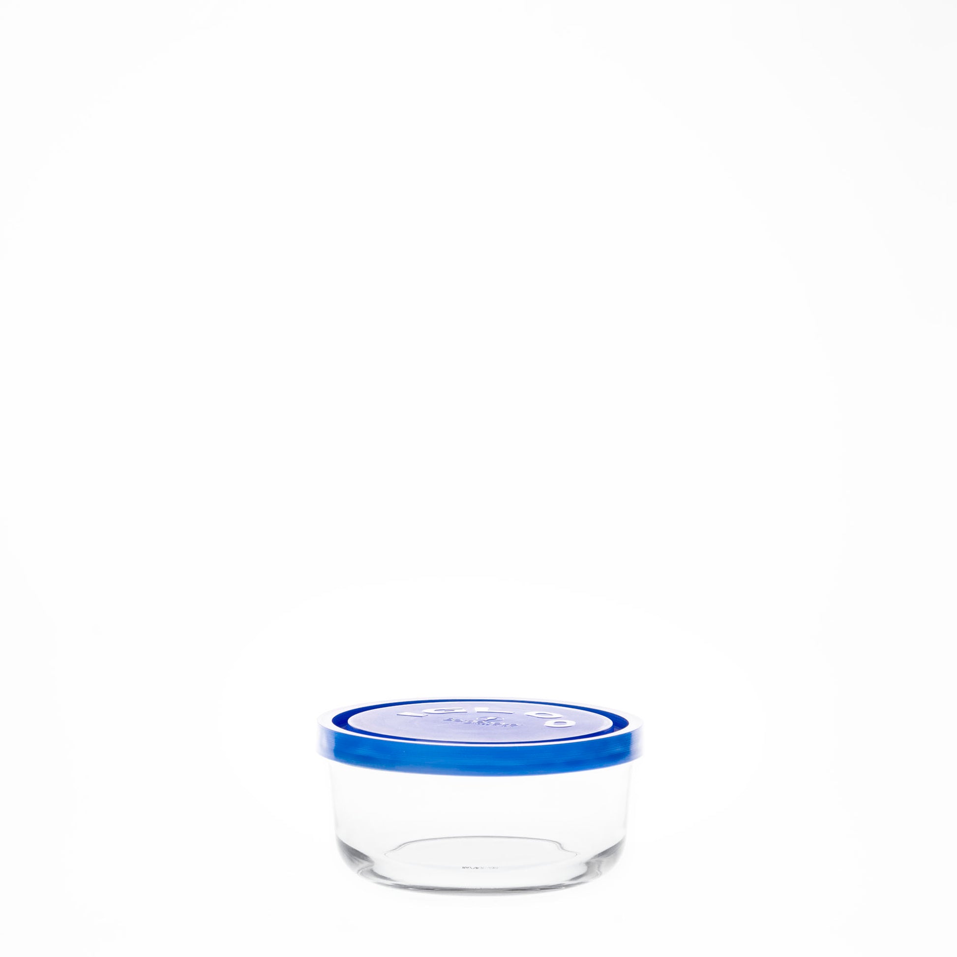 igloo circle tazon de vidrio con tapa azul de 11 cm en un fondo blanco para salsa o aceitunas 