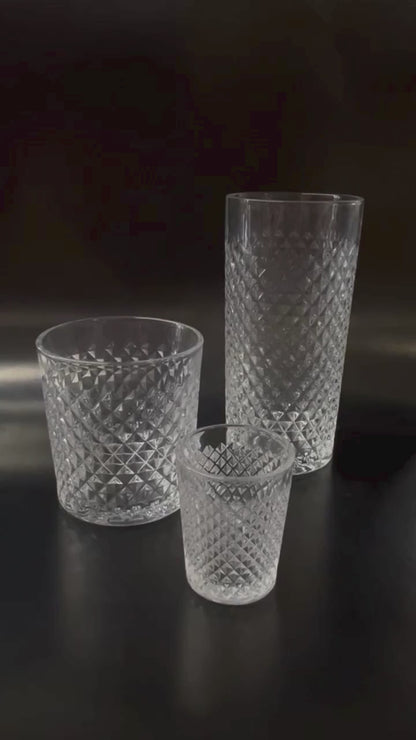 Juego de vasos de vidrio cortado Carat, alto y bajo, para ocasiones especiales.